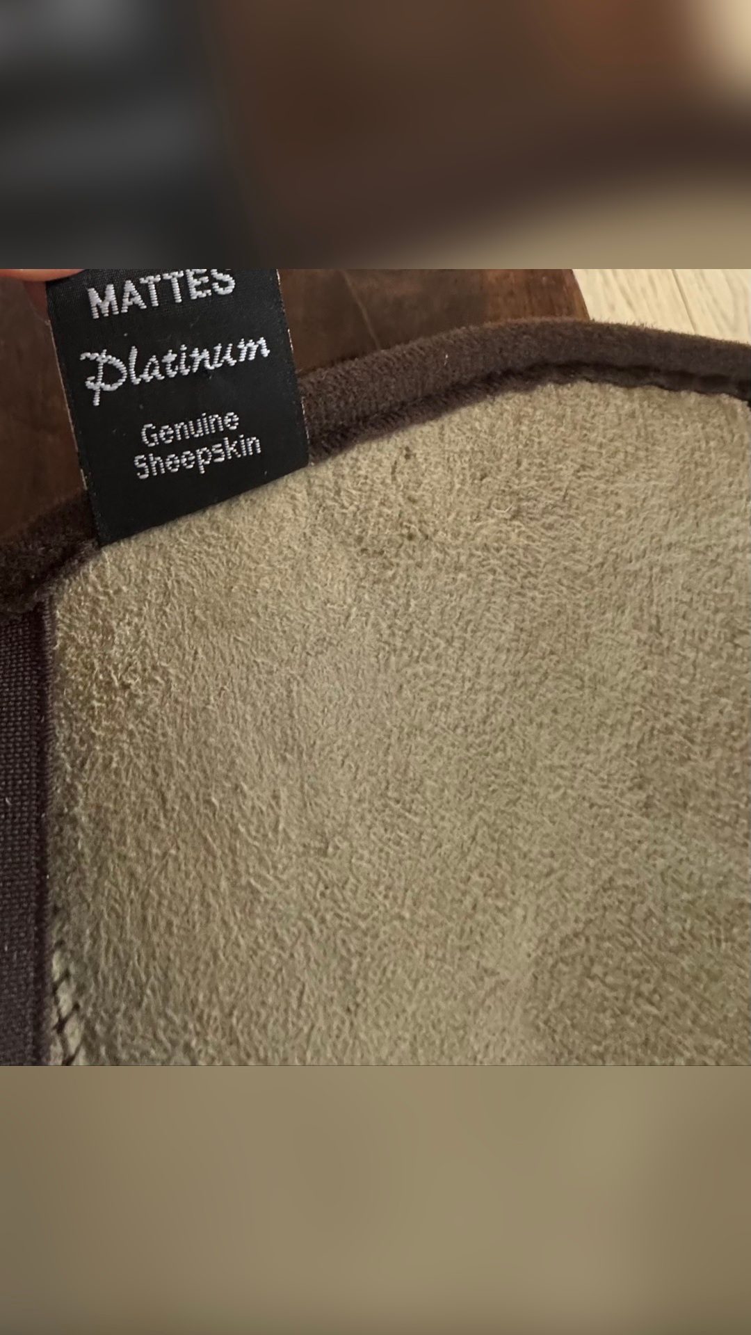 Couvre selle classique en vrai mouton, média 3