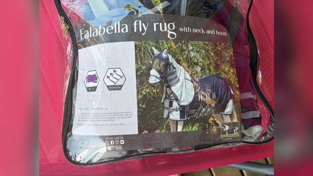 Couverture eczéma pour poney, média 2