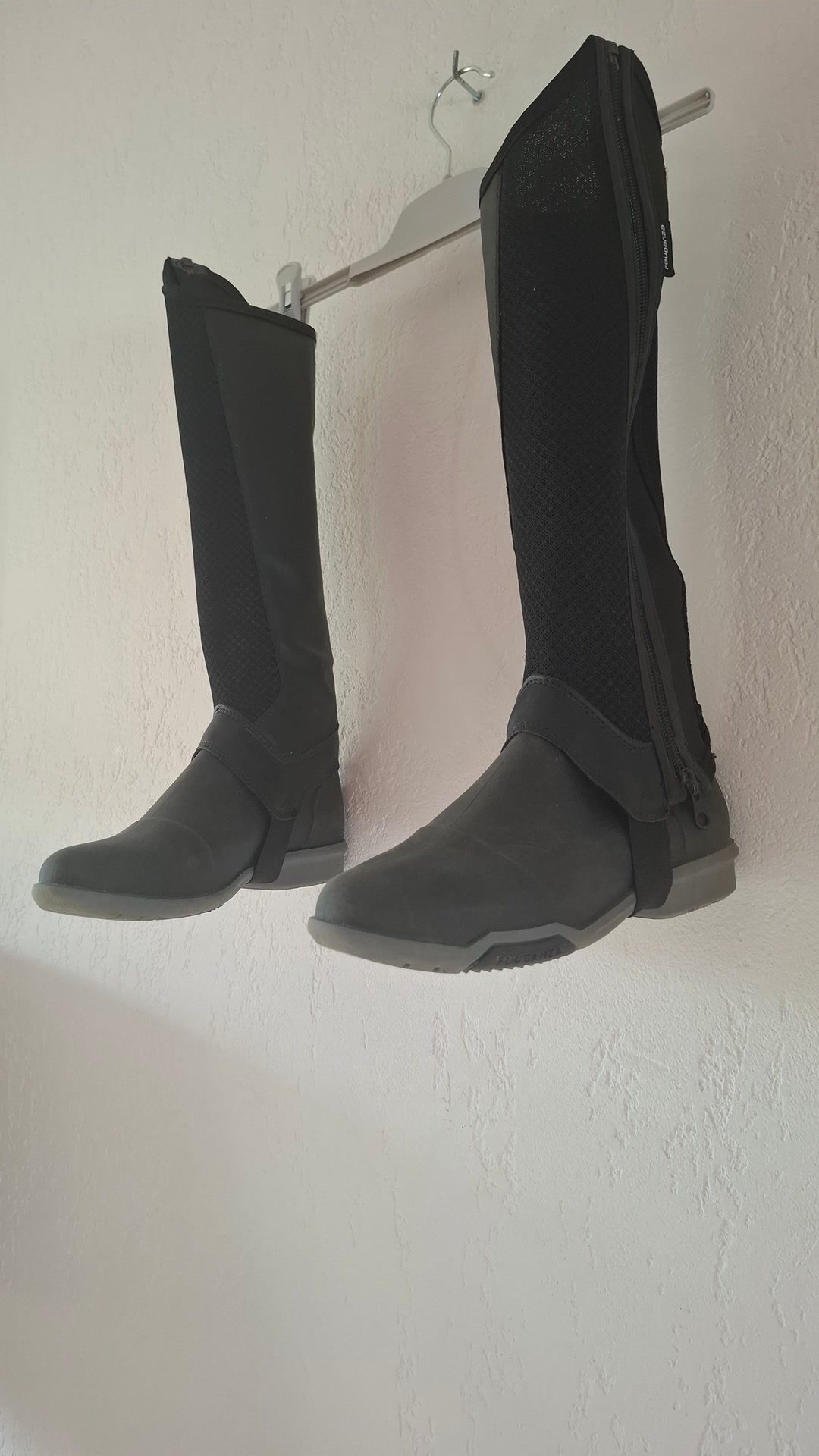 Lot boots et chaps, média 2