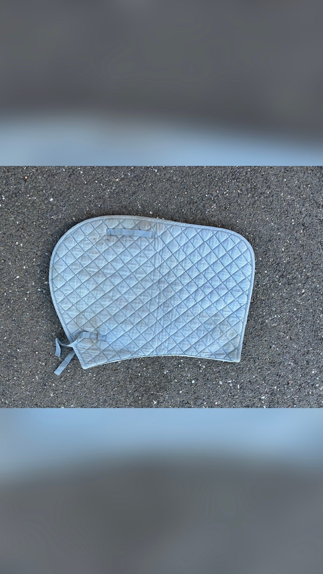 Tapis gris, média 2