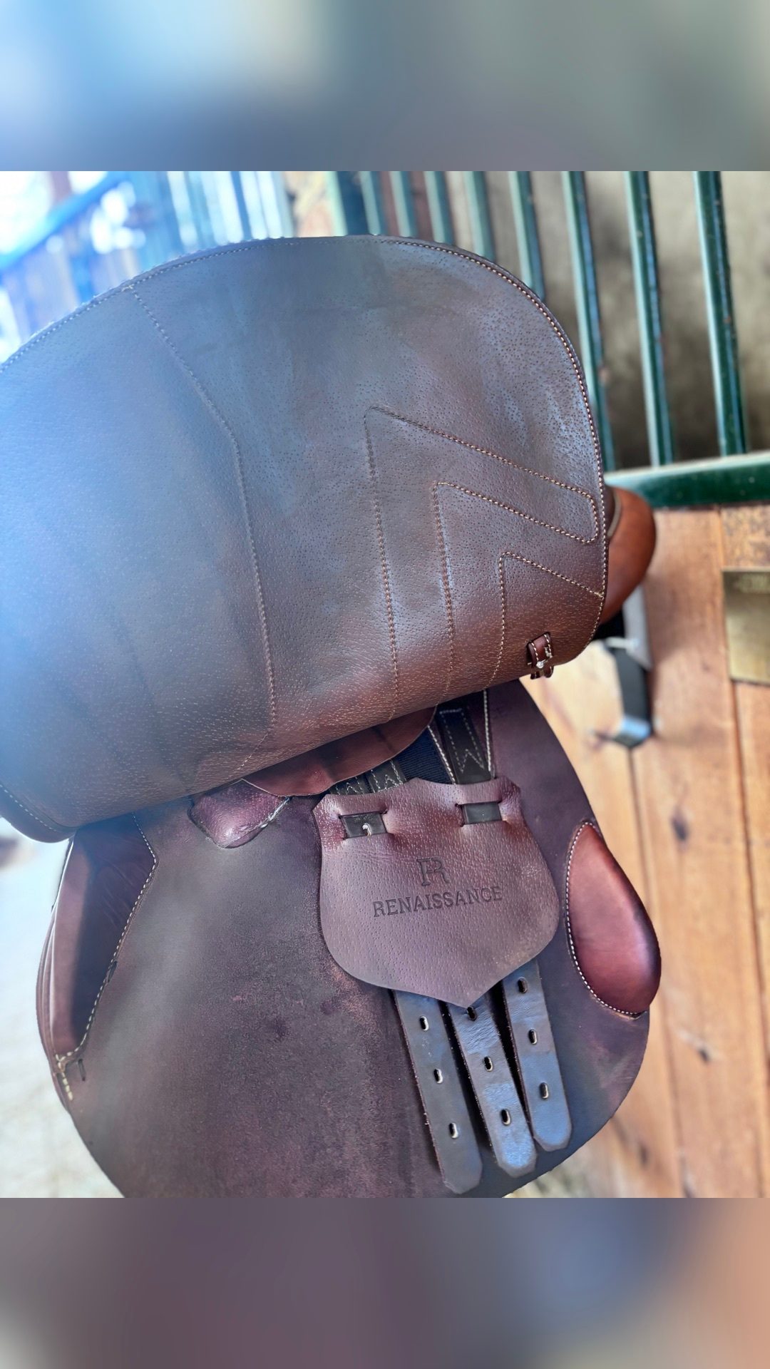 Selle  taille 18 Renaissance Prestige, média 6