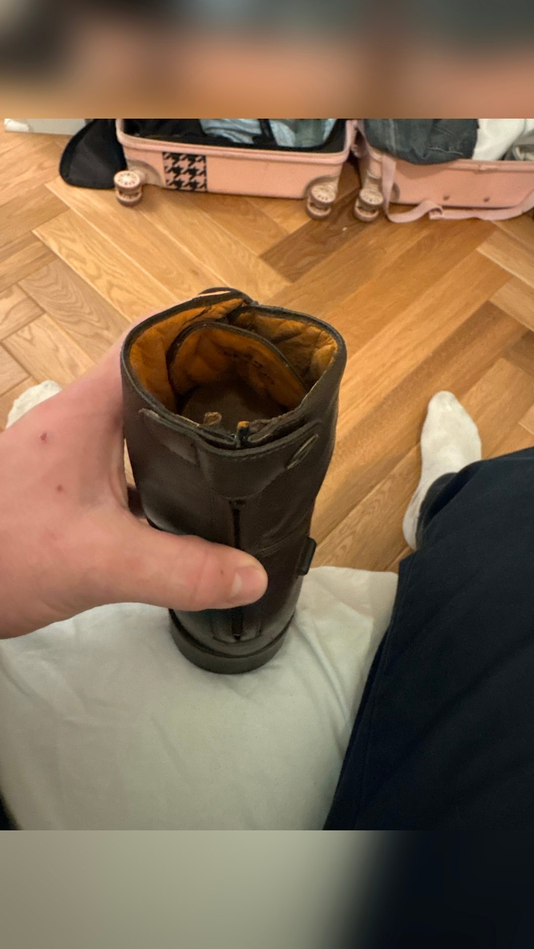 Boots, média 3