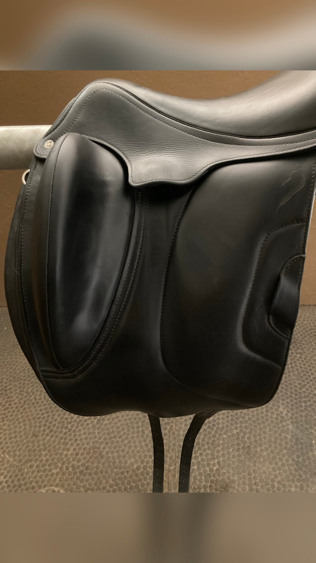 Selle de dressage, média 6