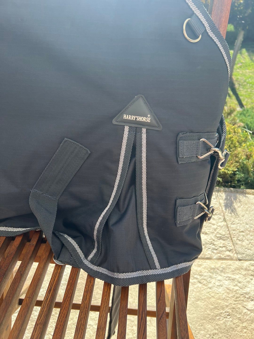 Couverture imperméable 115 Harry’s Horse, média 3