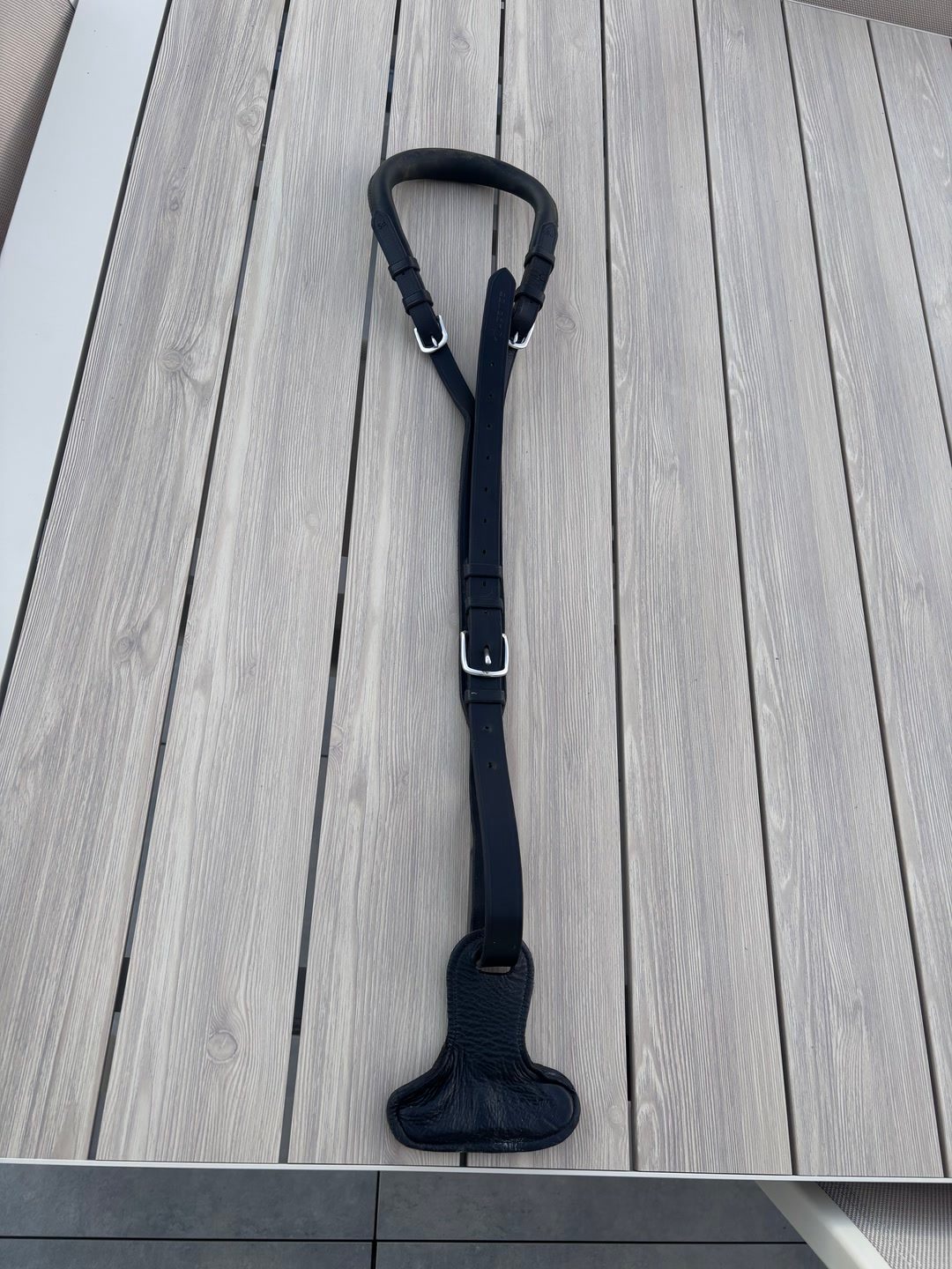 croupière poney cuir, média 5