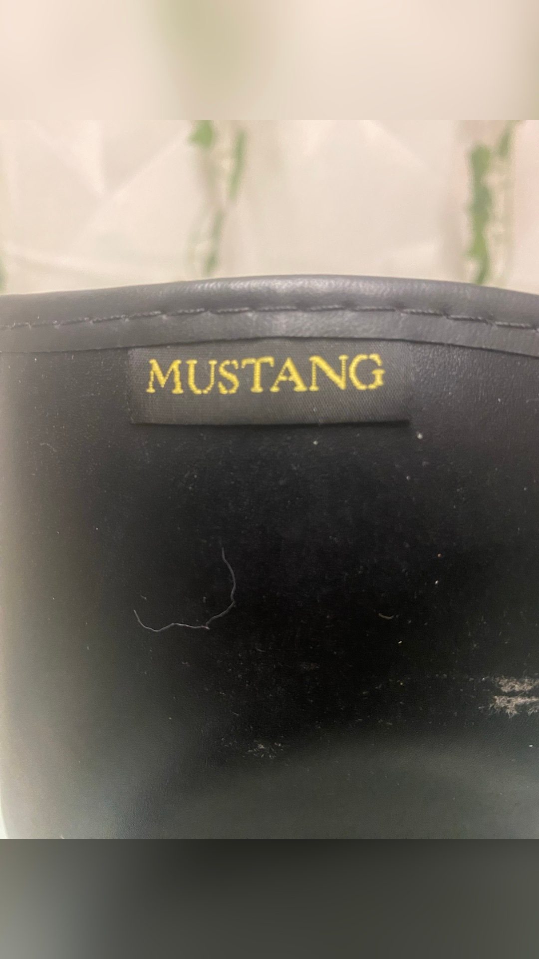 Botte mustang, média 4