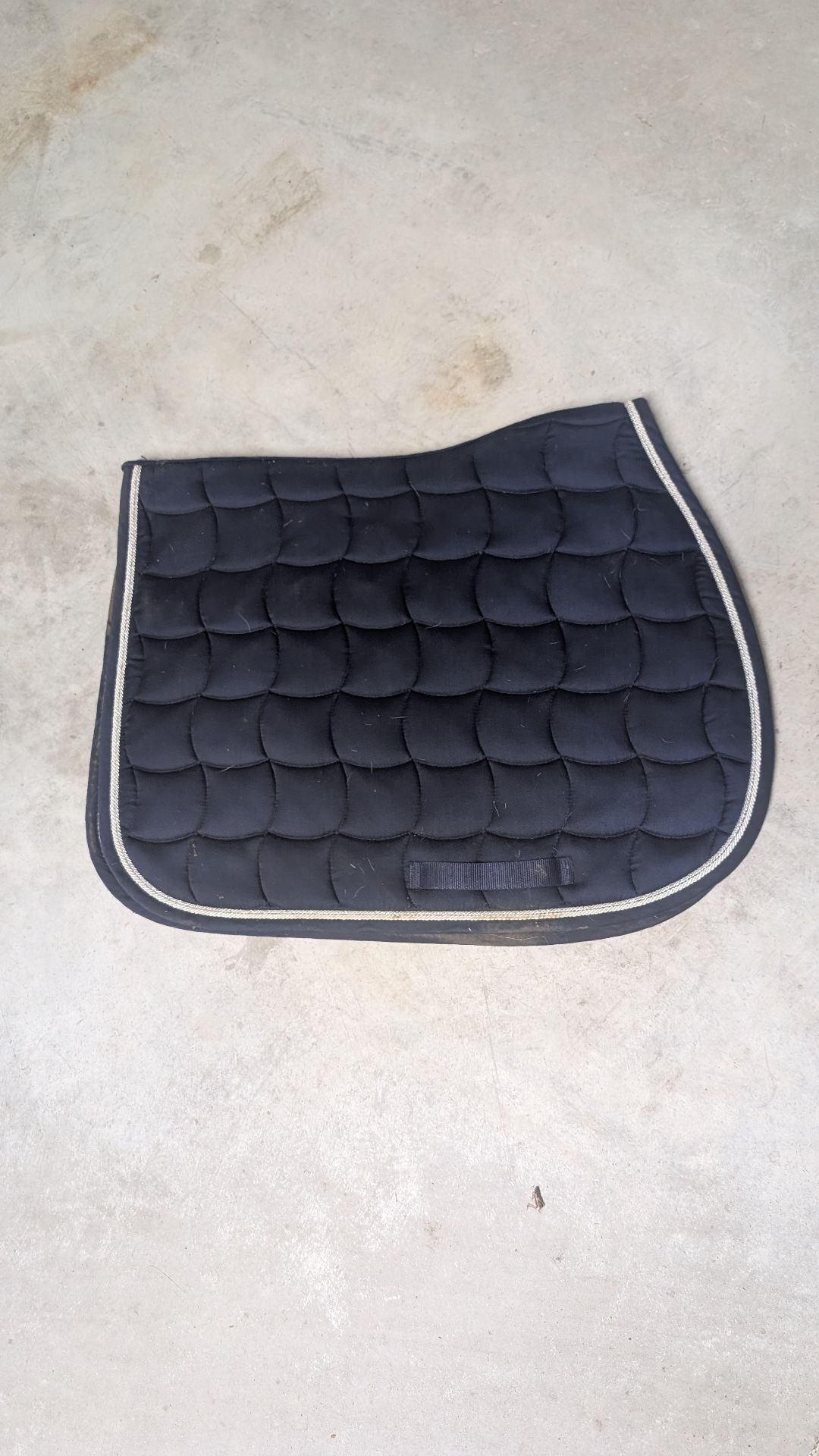 Tapis de selle bleu marine - Classique, média 2