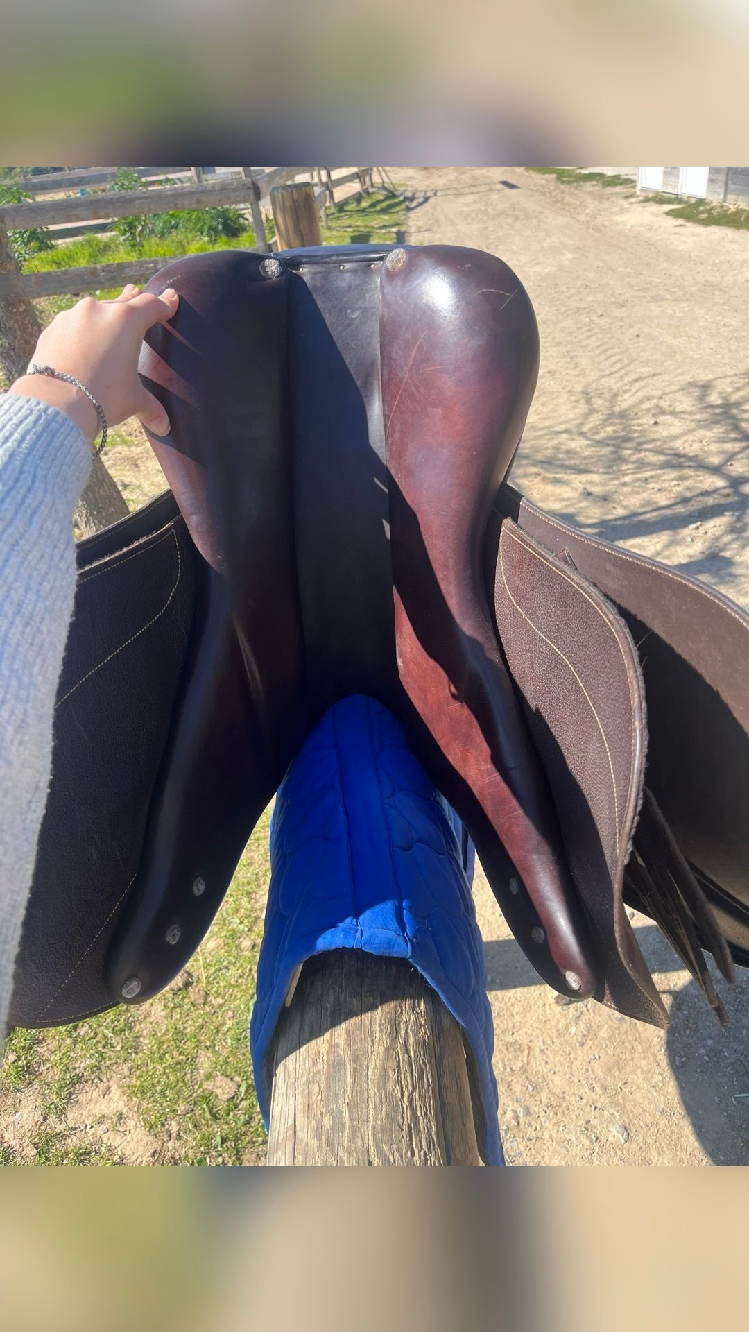Selle Éric Thomas en cuir marron 17’, média 6
