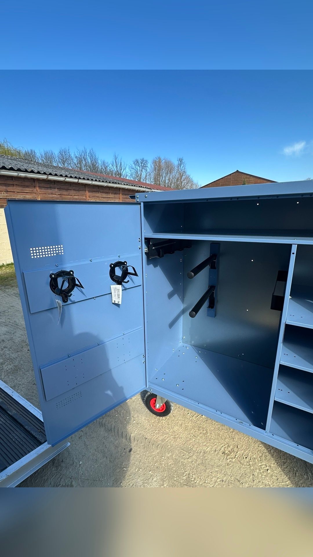 Malle de concours neuve à vendre - Kleider Concept Bleu pigeon, média 4
