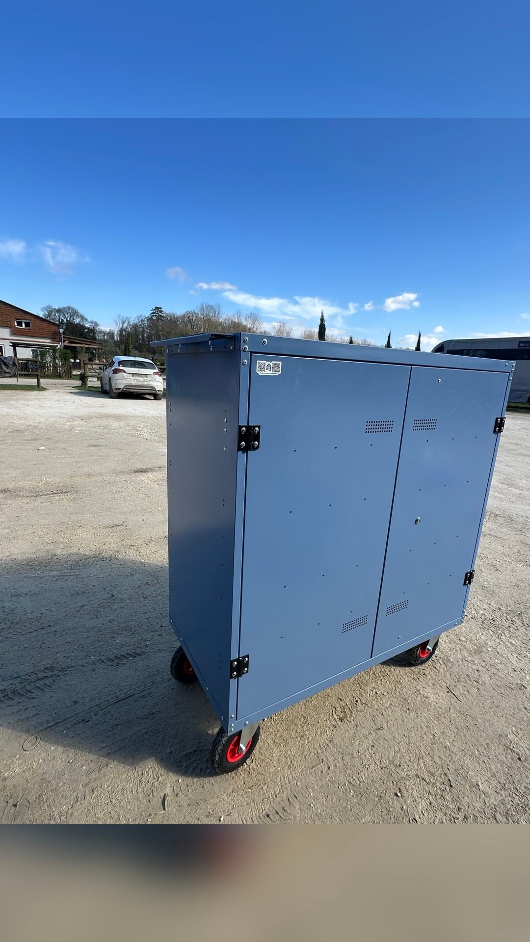Malle de concours neuve à vendre - Kleider Concept Bleu pigeon, média 8