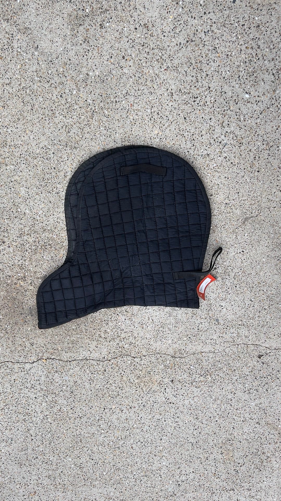 Tapis en forme de selle, média 2