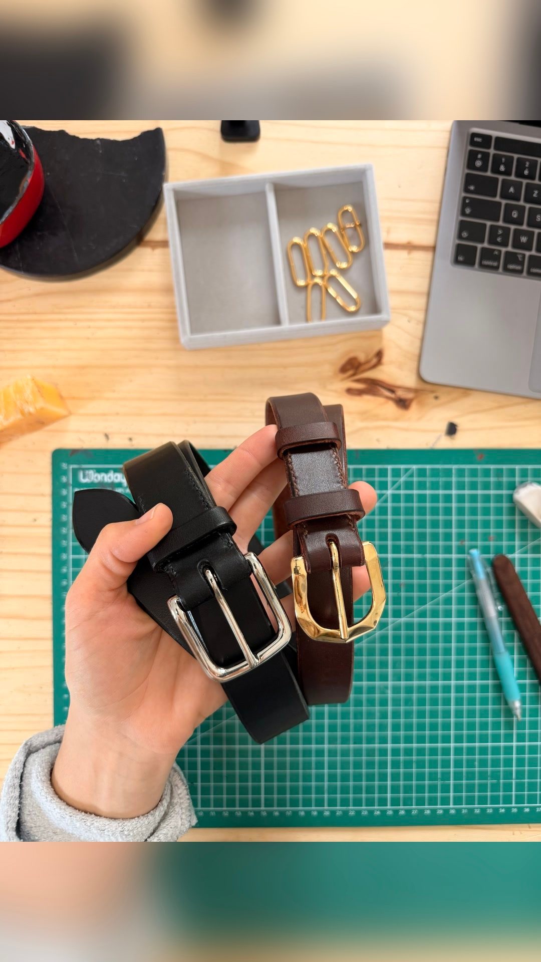 Artisan sellier - articles sur-mesure intemporels, média 7
