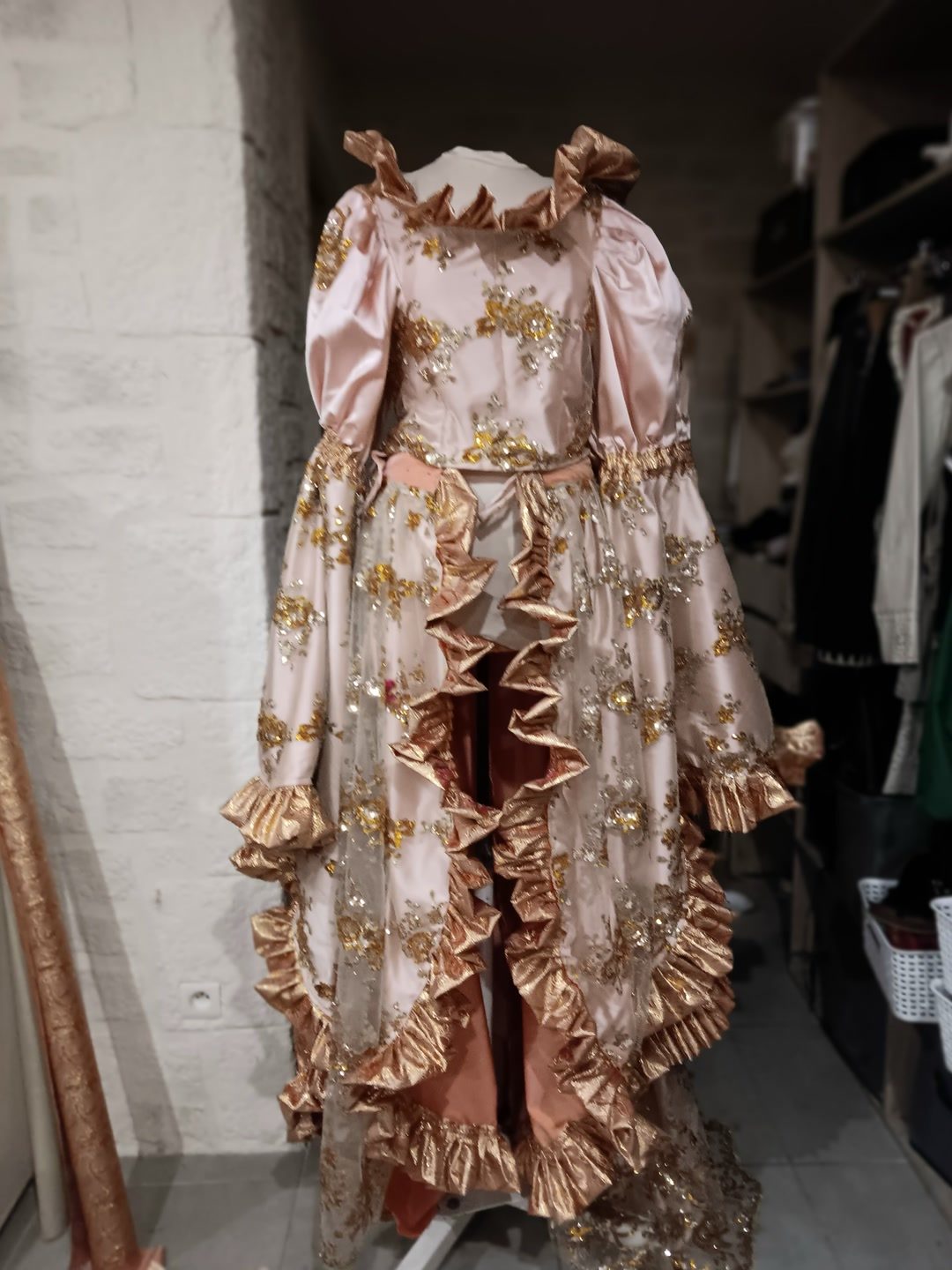 Location costume cavalière, média 11