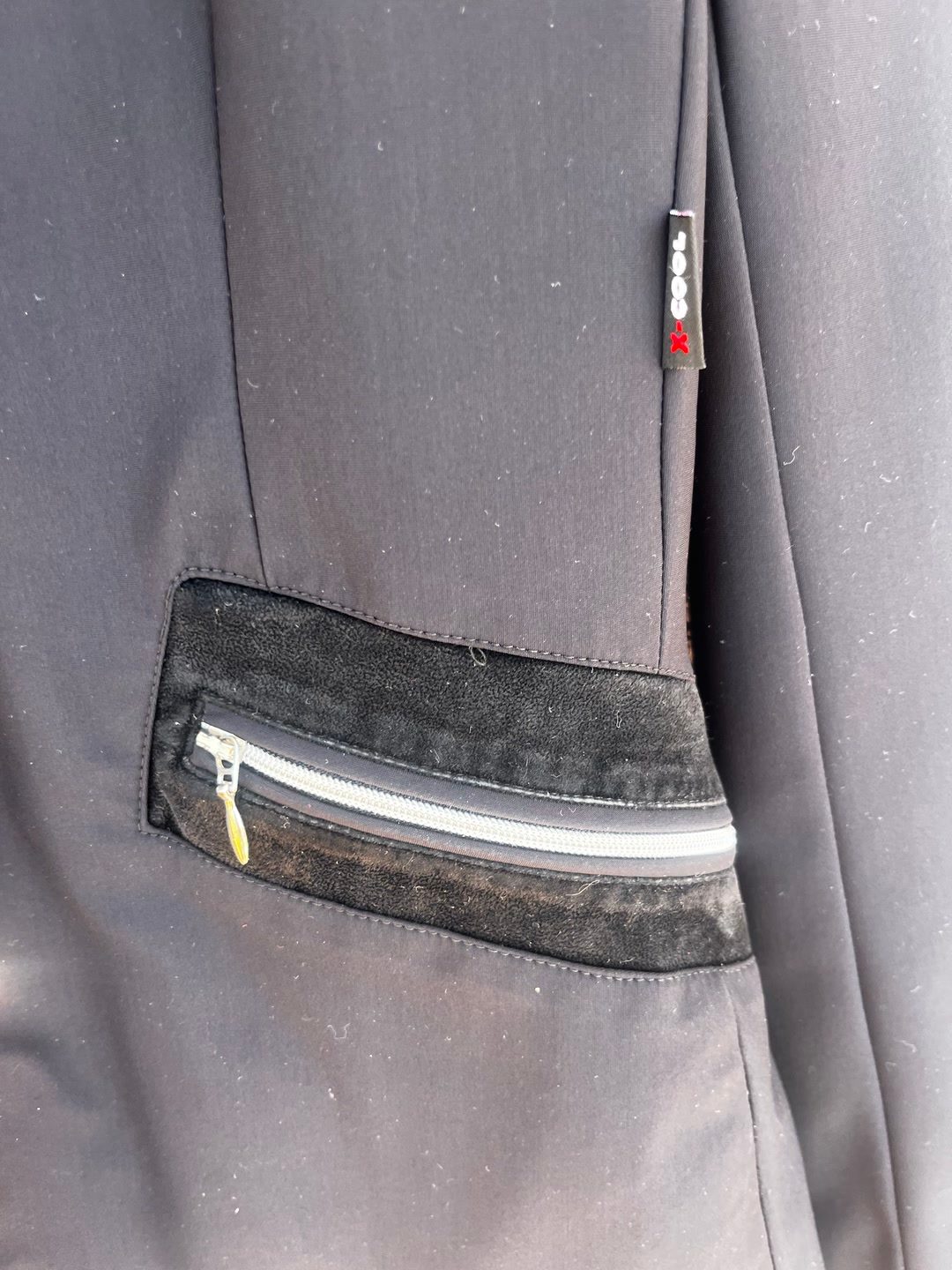 Veste de concours Equiline X-Cool noire – Taille 40, média 8
