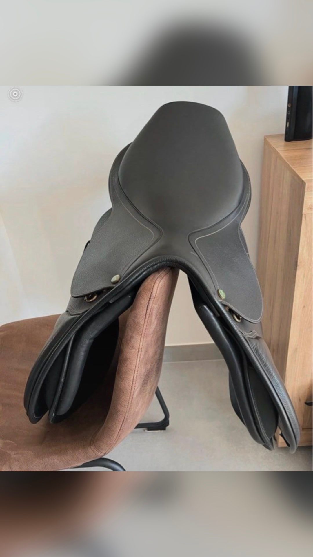 Selle mixte en cuir, média 2