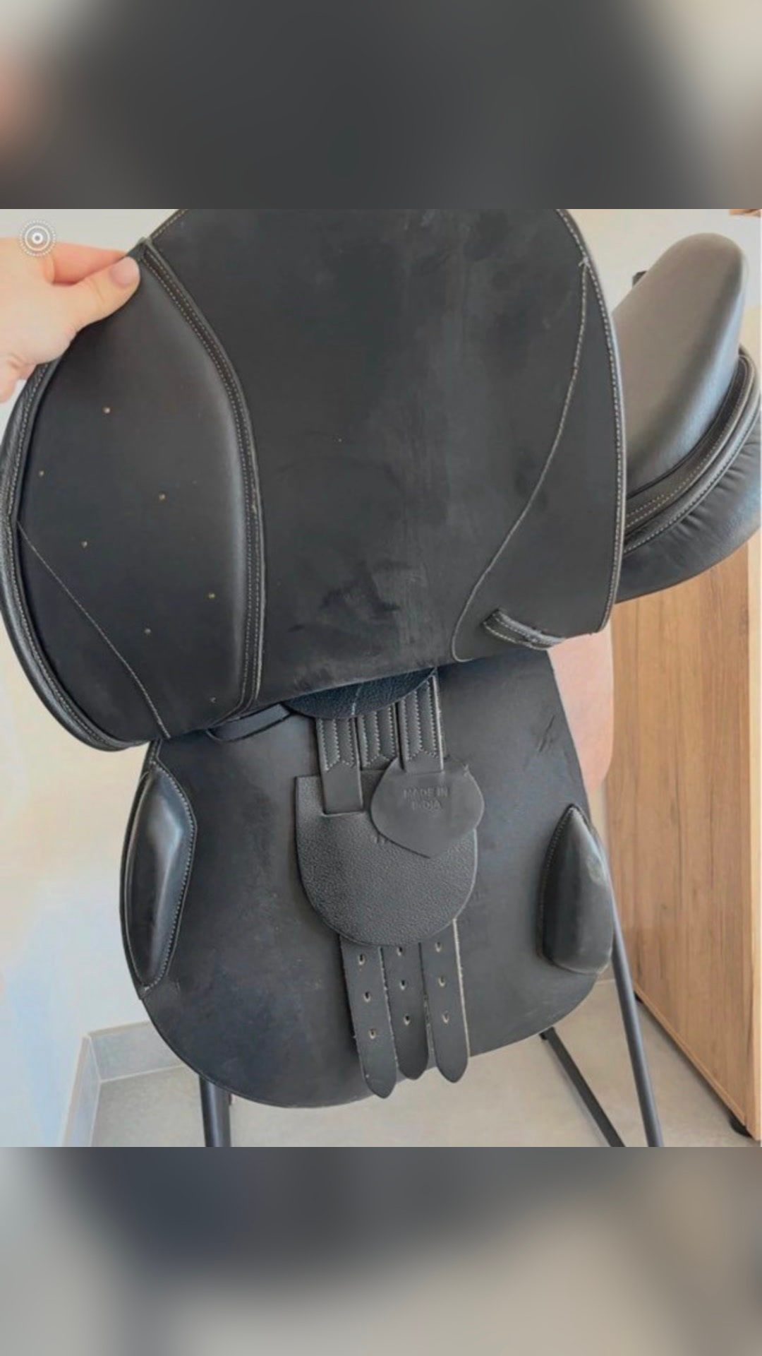Selle mixte en cuir, média 3