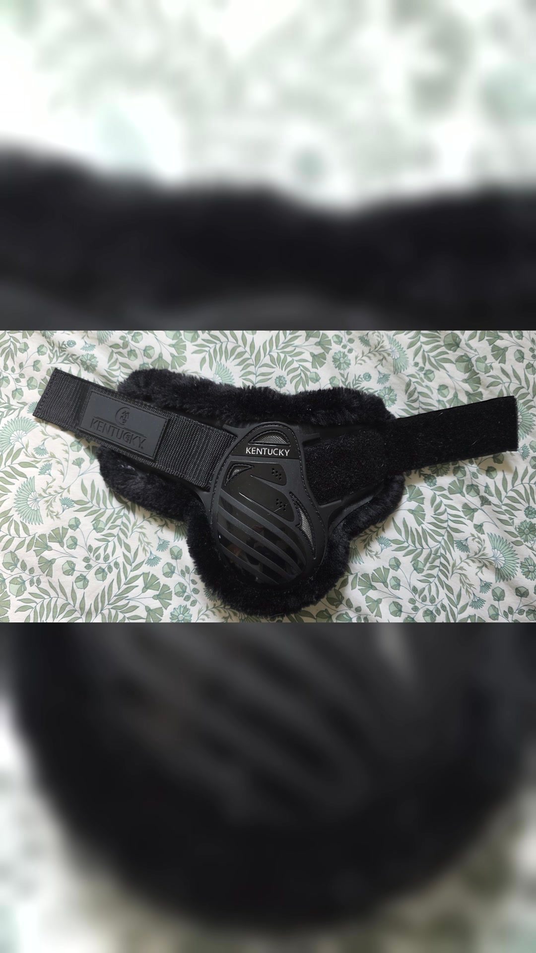 Kentucky Horsewear - Guêtres ouvertes mouton noir vegan Bamboo Elastique noir, média 2
