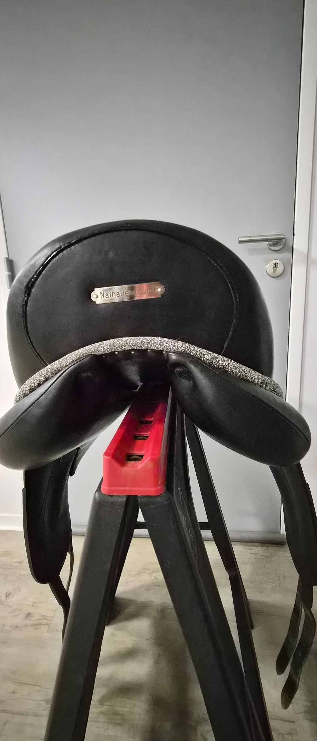 Selle dressage devoucoux, média 3
