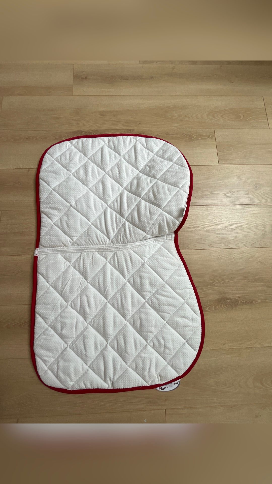 Tapis blanc, média 2