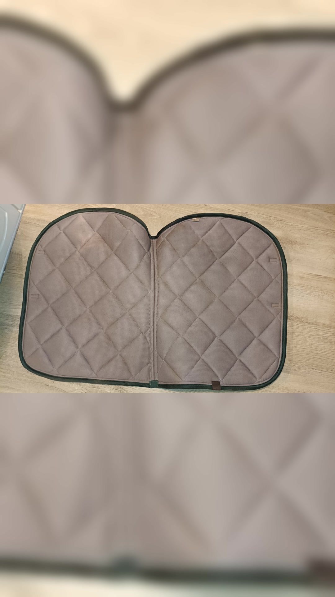 Tapis Equitheme vert sapin, média 3
