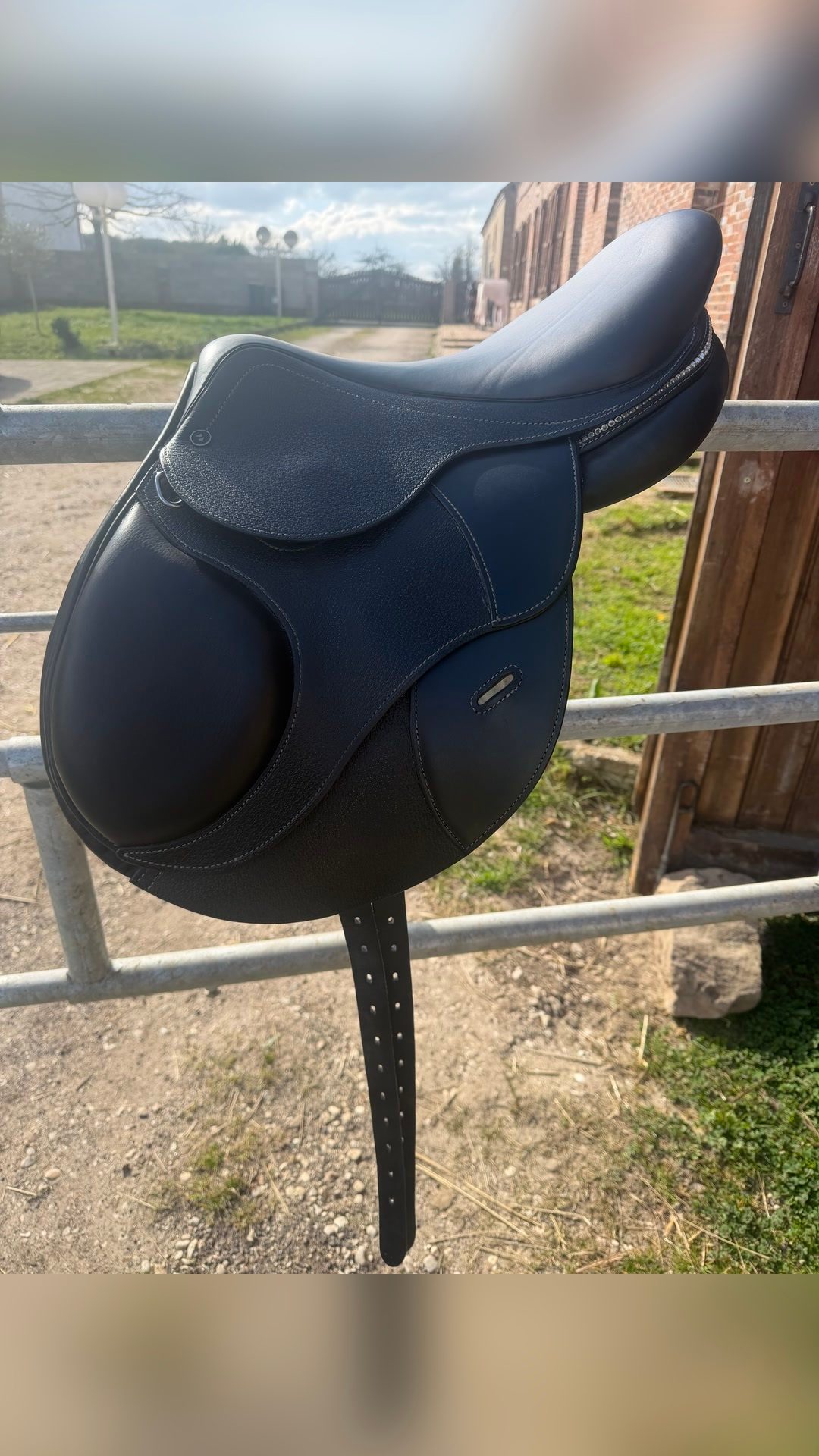 Selle Lucyfer, média 4