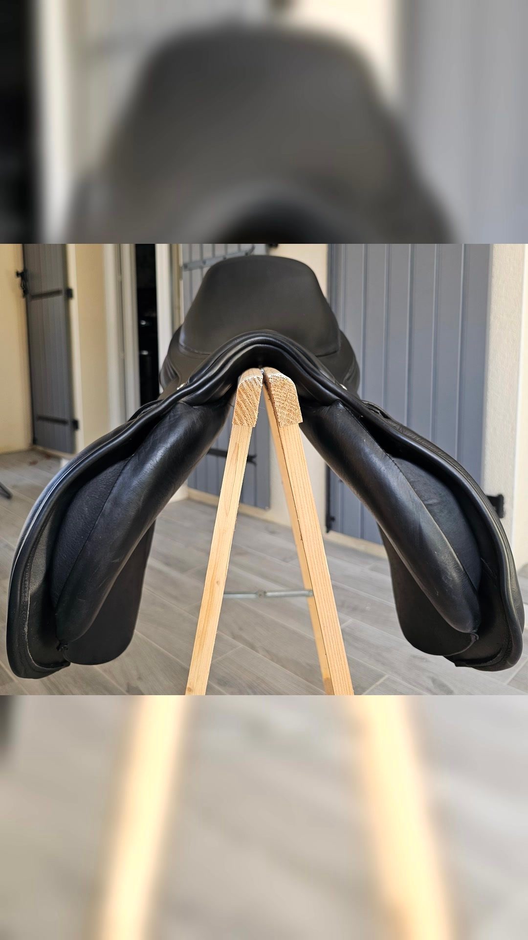 Selle FOUGANZA cuir 17,5", média 9