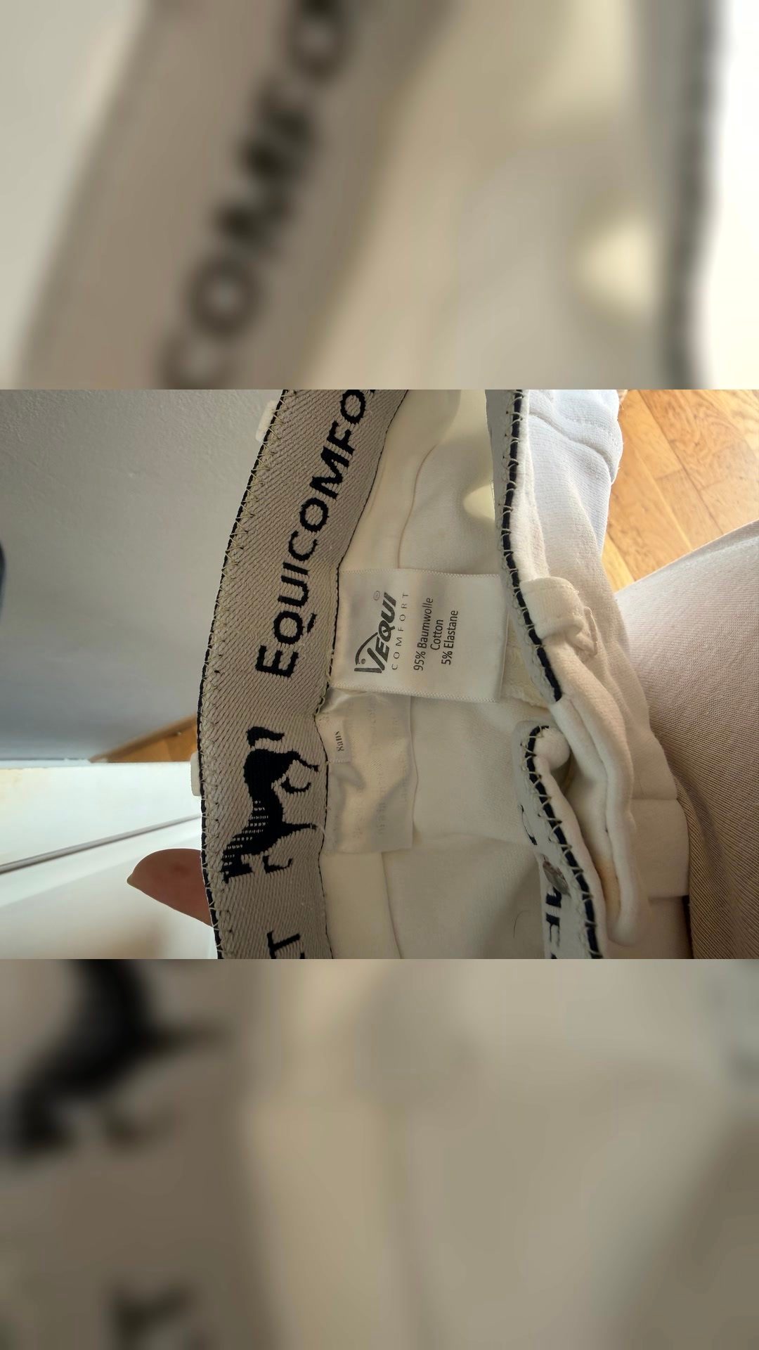 Pantalon blanc 8 ans, média 3