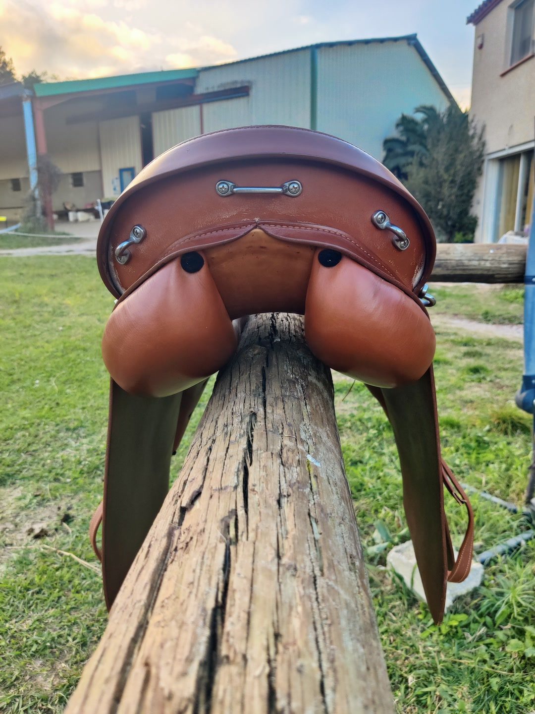 Selle cuir marron  Prestige, média 4