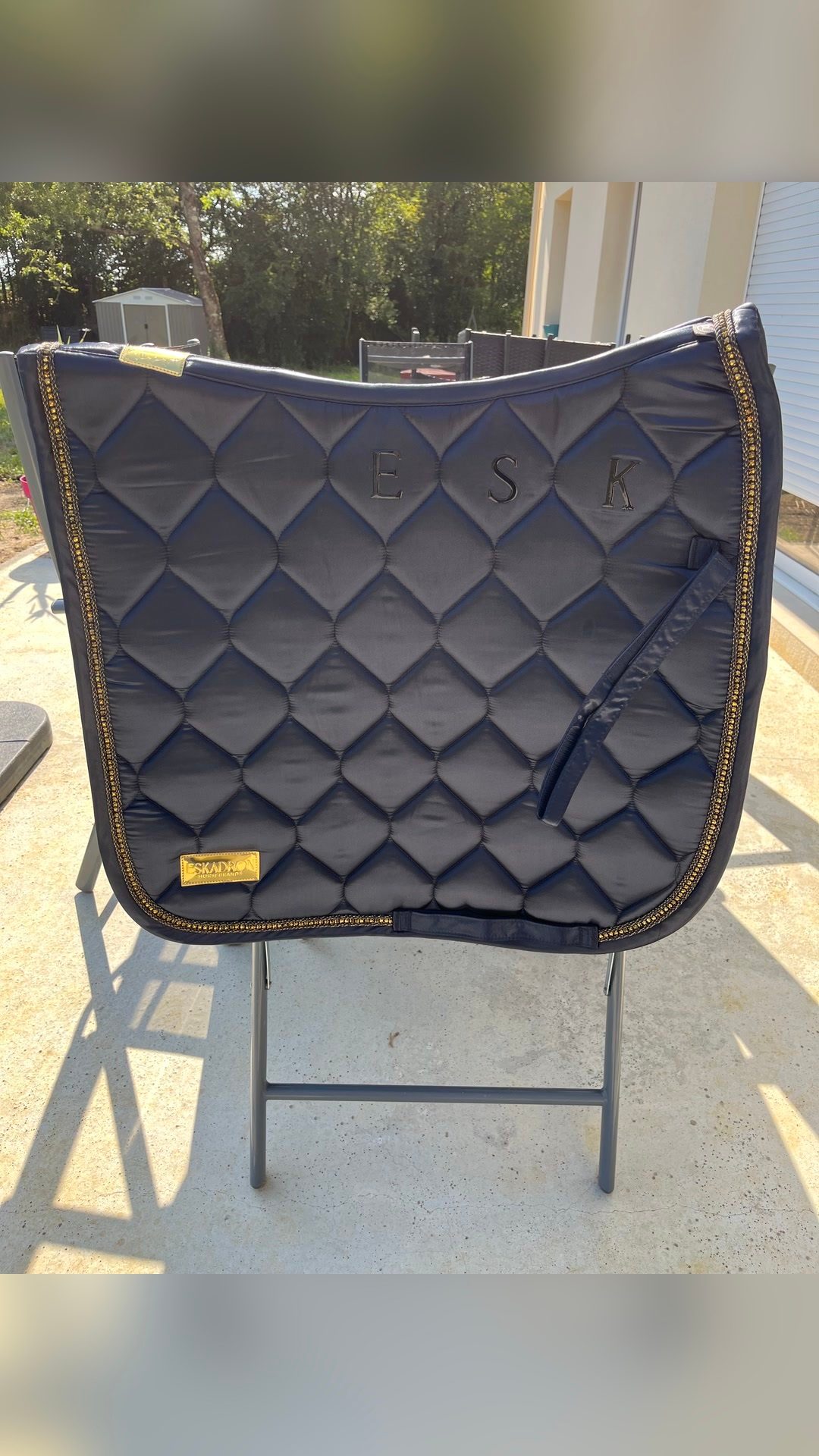 Tapis de dressage neuf, média 2
