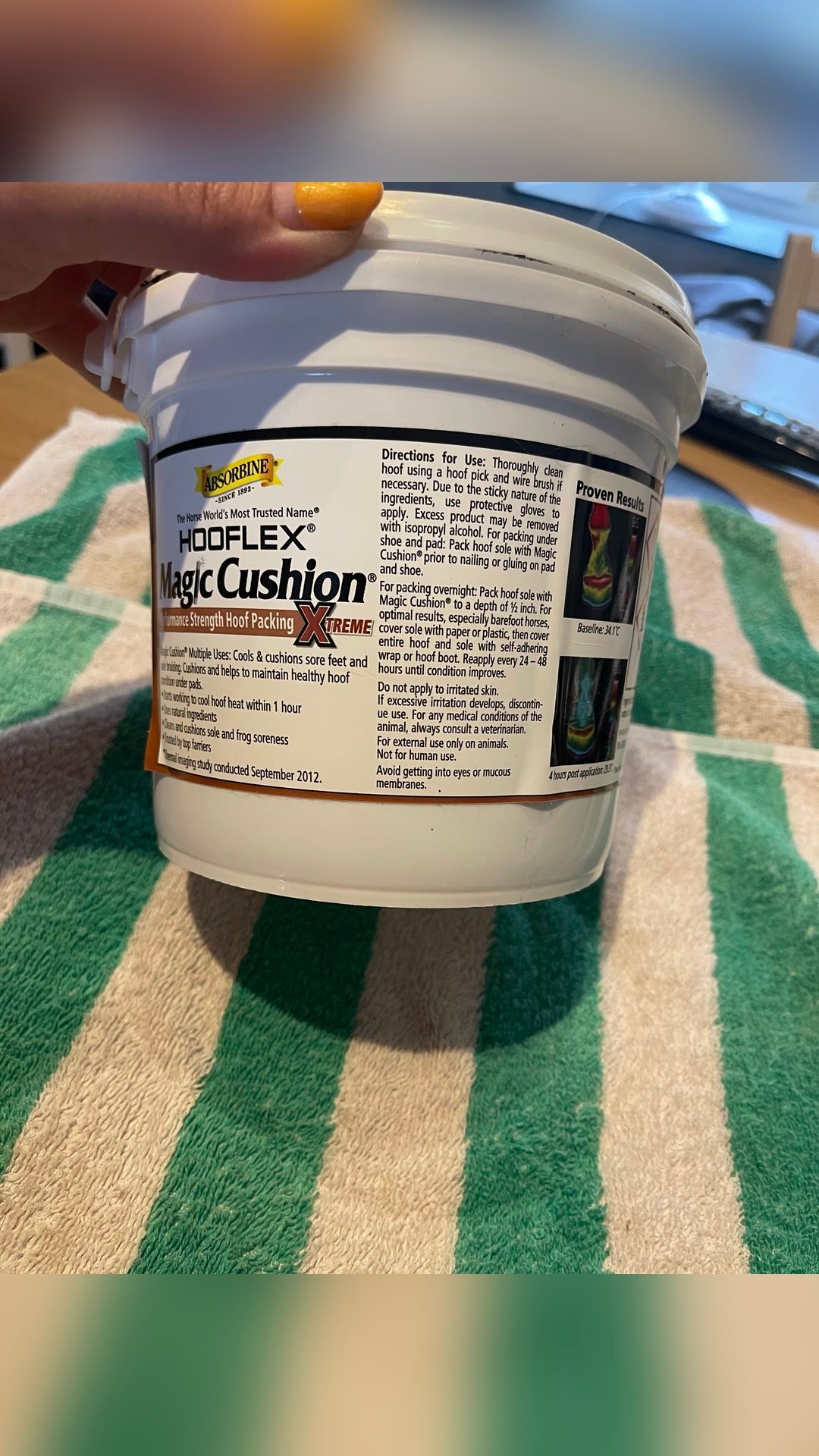 Soins sabots/pieds Absorbine Magic Cushion Xtreme (fourbure ou toutes douleurs des pieds), média 3