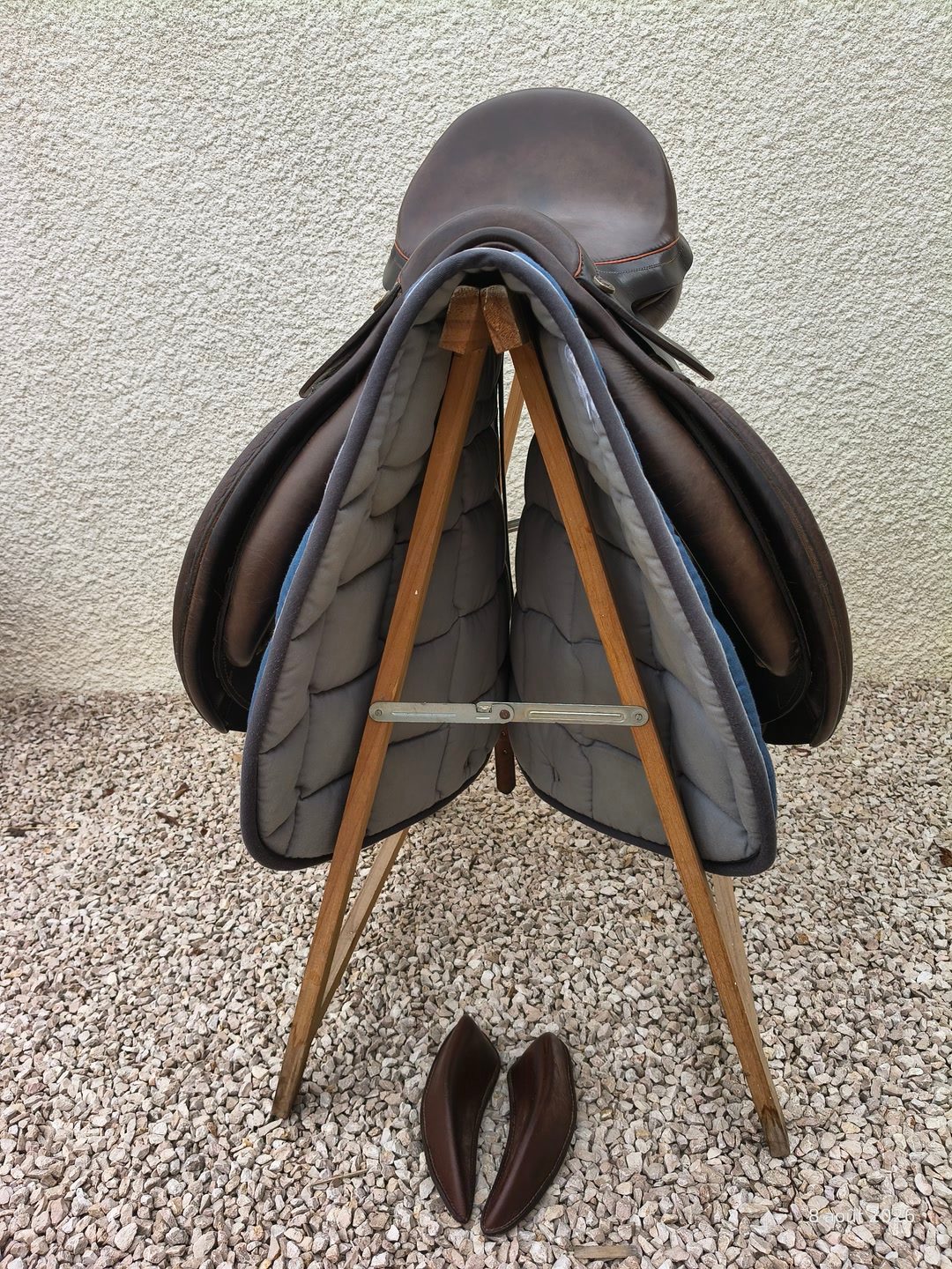 Selle cuir mixte 17' complète., média 3