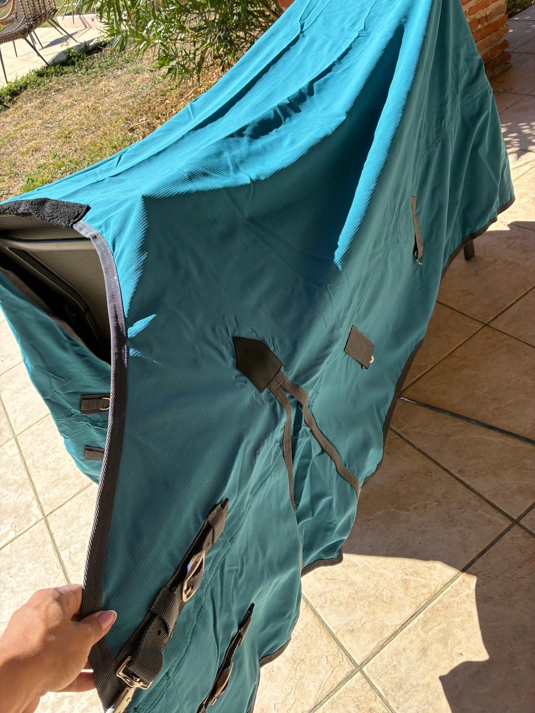 Couverture imperméable T135 neuve, média 3