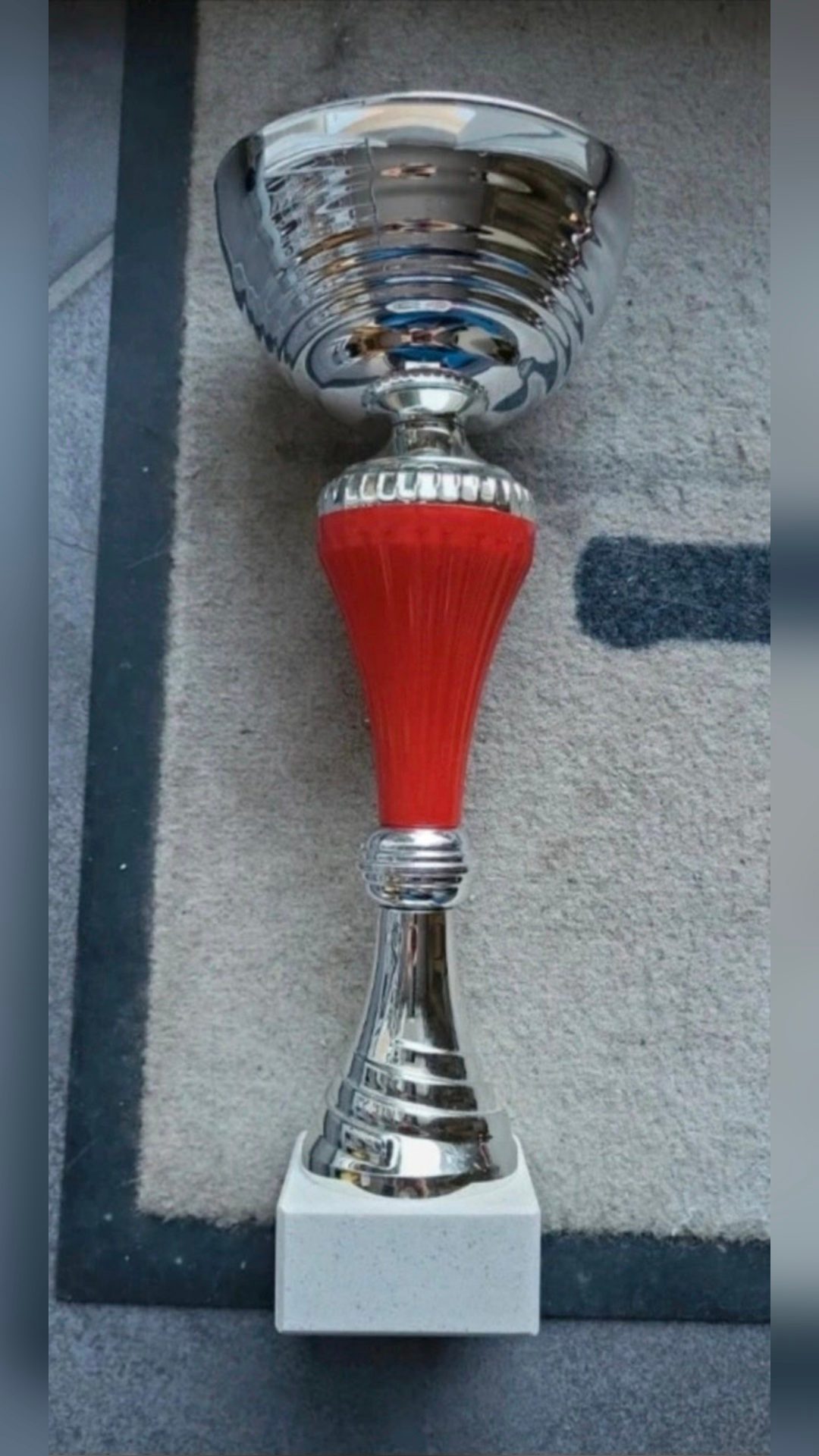 Lot de 2 coupes / trophées, média 3