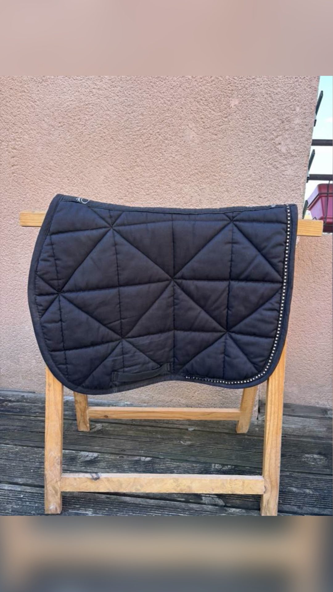 Tapis de selle noir, média 2