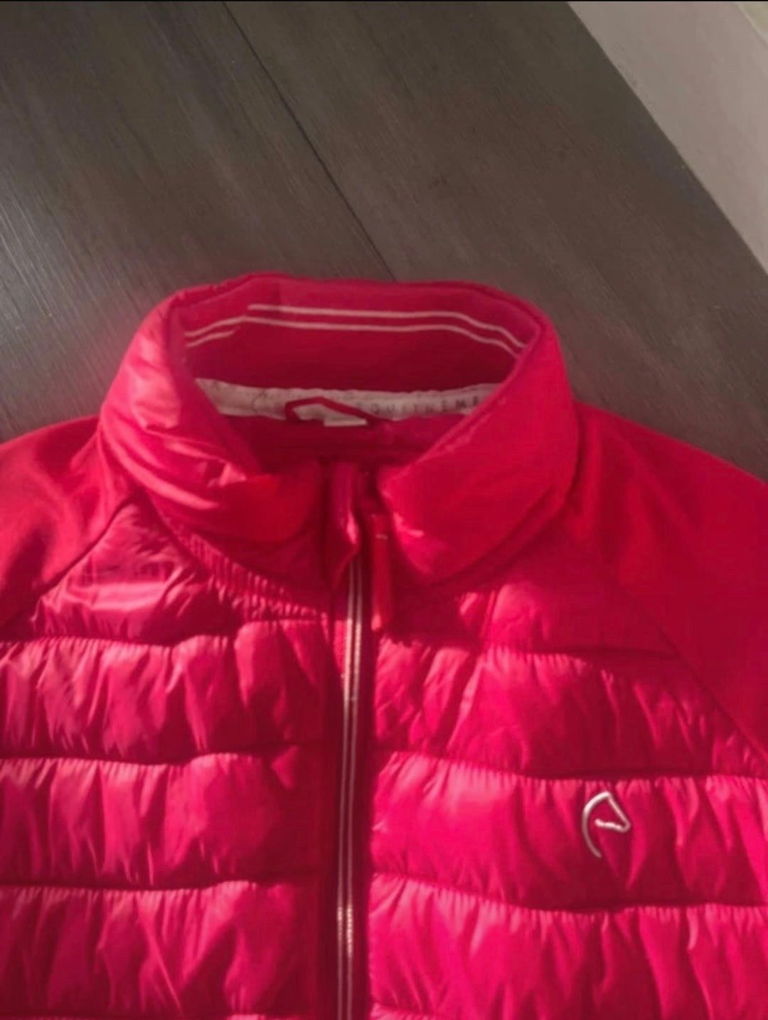 Veste, média 4