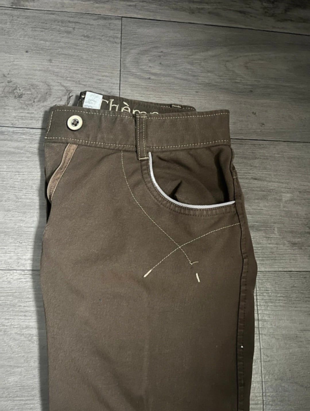 Pantalon, média 3