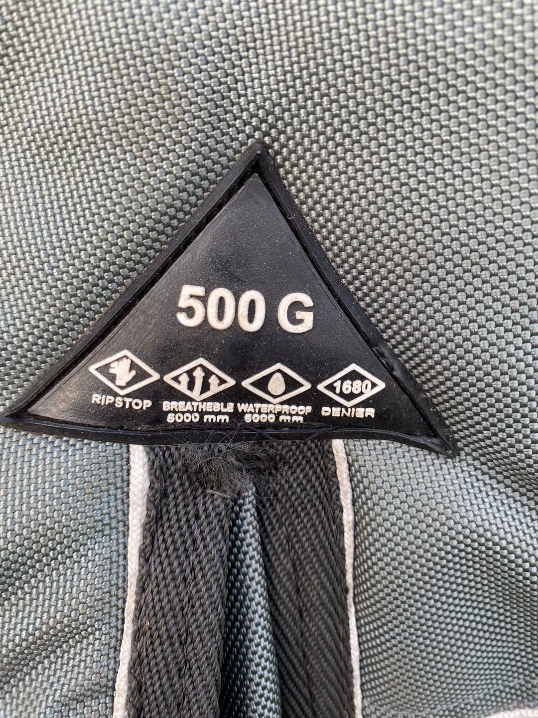Couverture 500 g - 1680 D - 135 cm, média 8