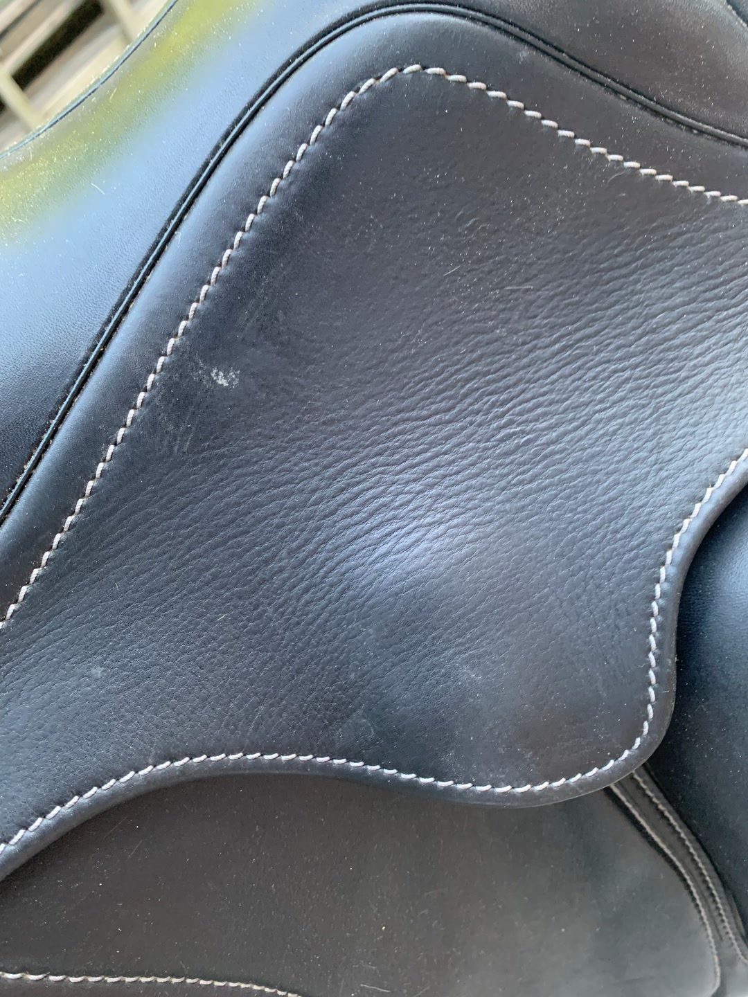 Selle de dressage, média 3
