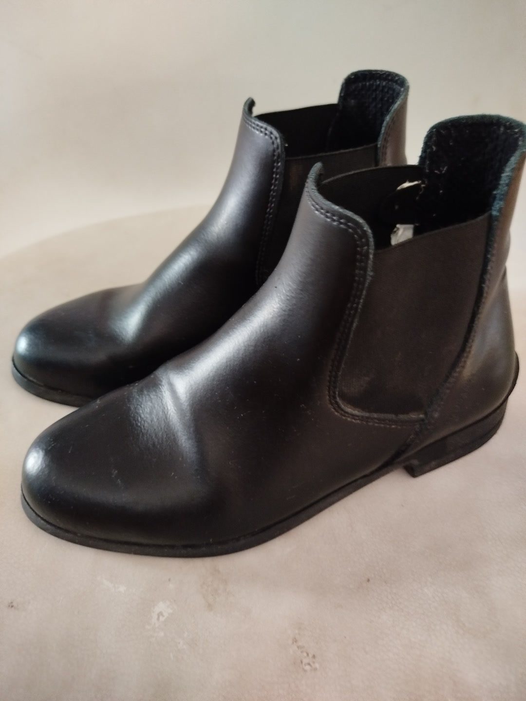 Boots, média 4