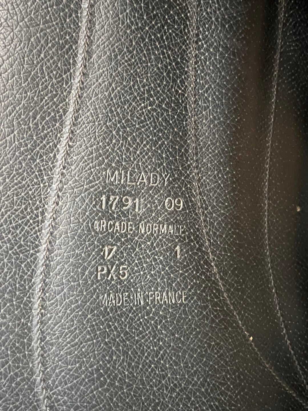 Selle de dressage, média 8