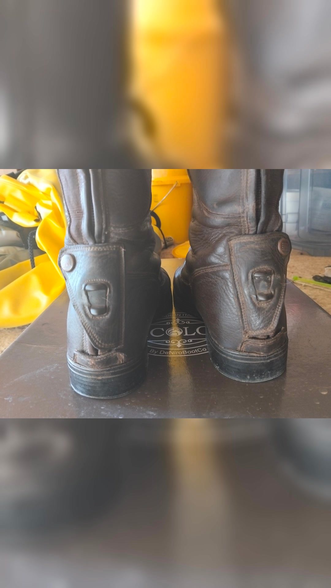 Botte d'équitation marron, média 3