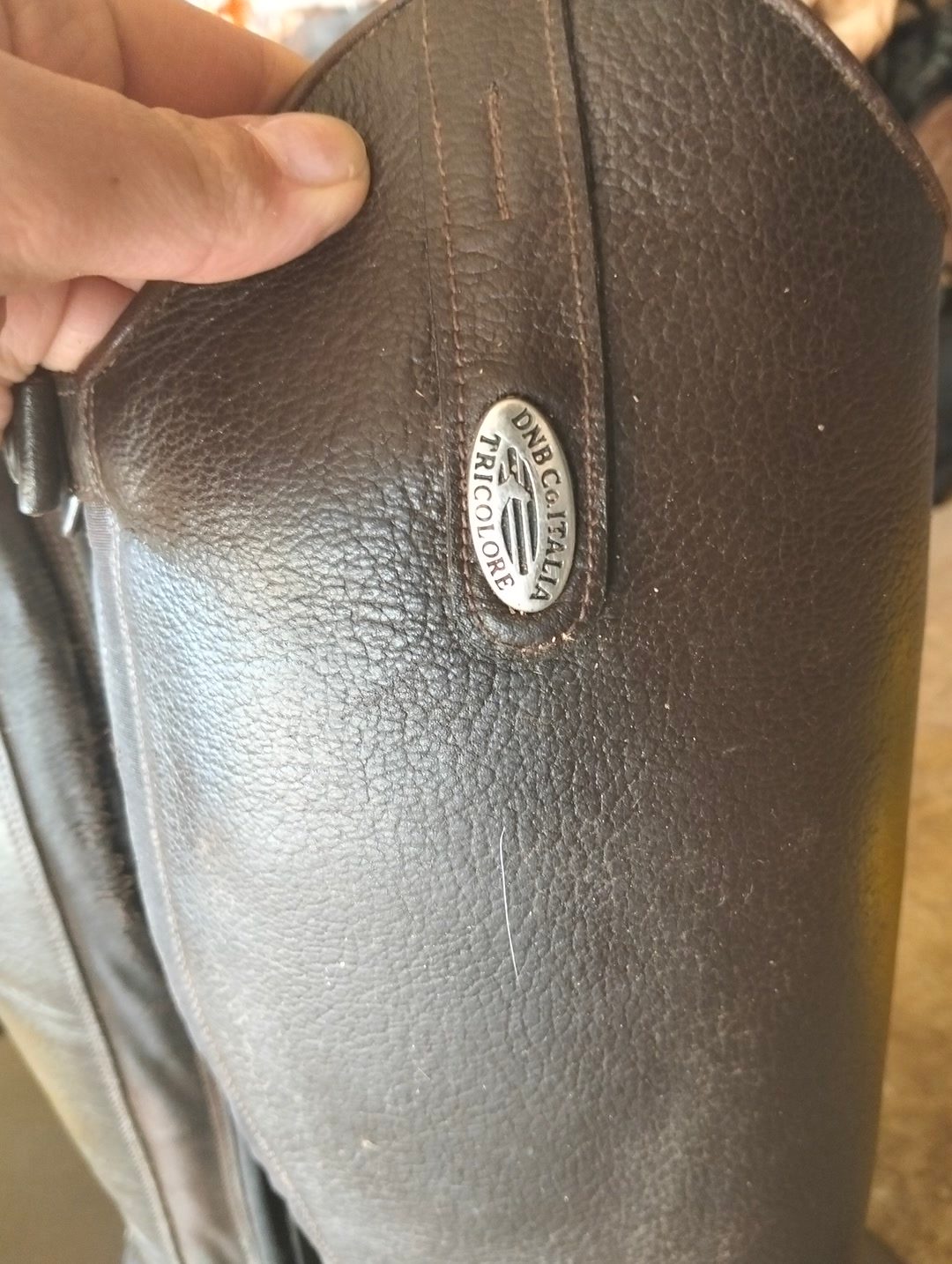 Botte d'équitation marron, média 5