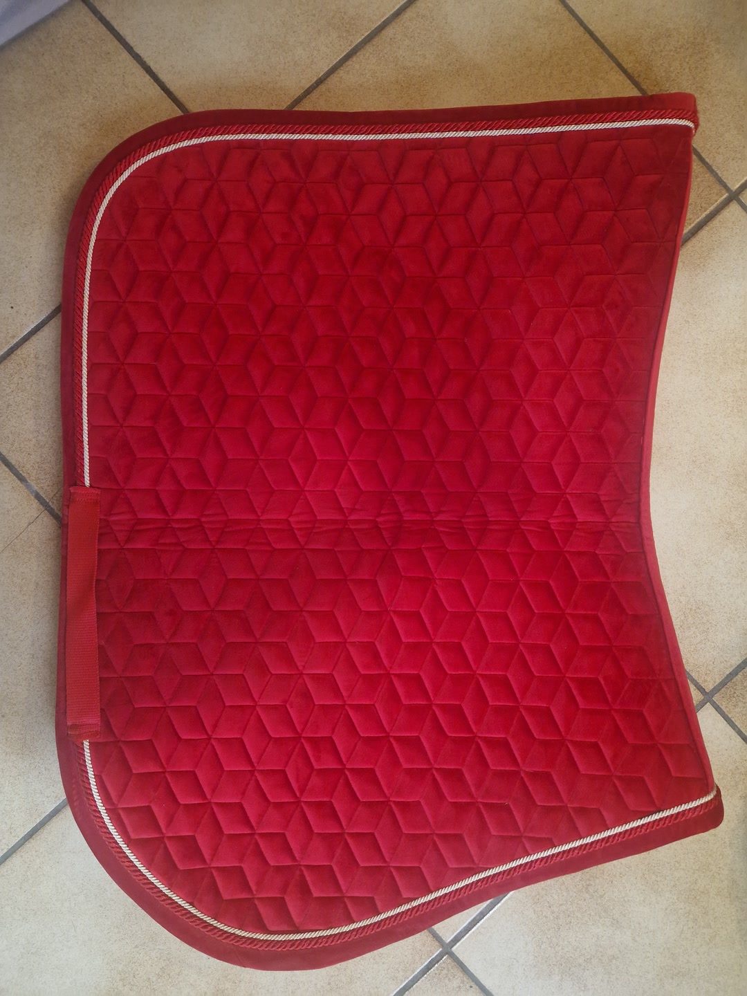 Tapis kentucky velvet rouge jump, média 2