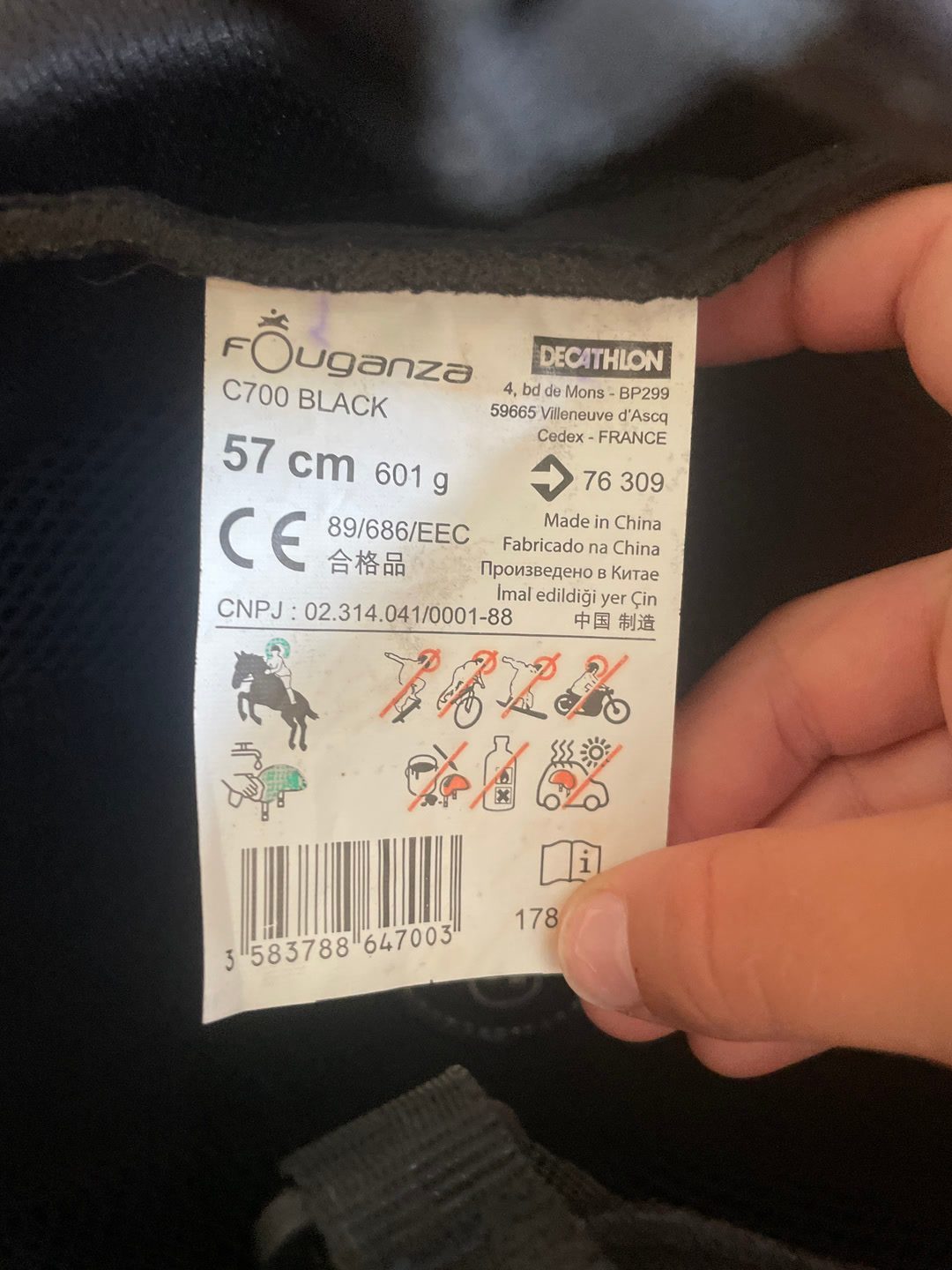 Bombe d’équitation, média 3