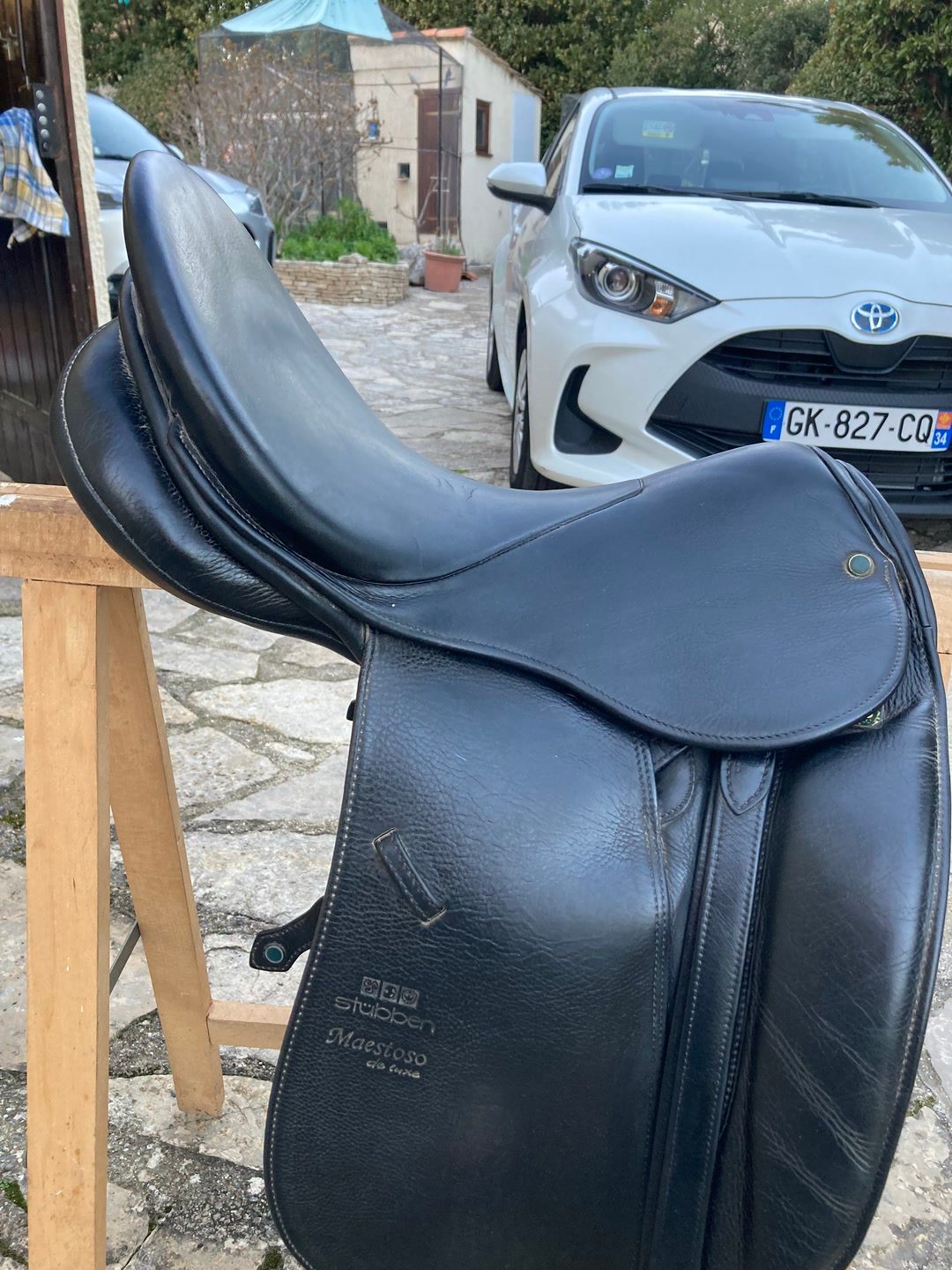 Selle Stubben dressage Maestoso noire, média 5