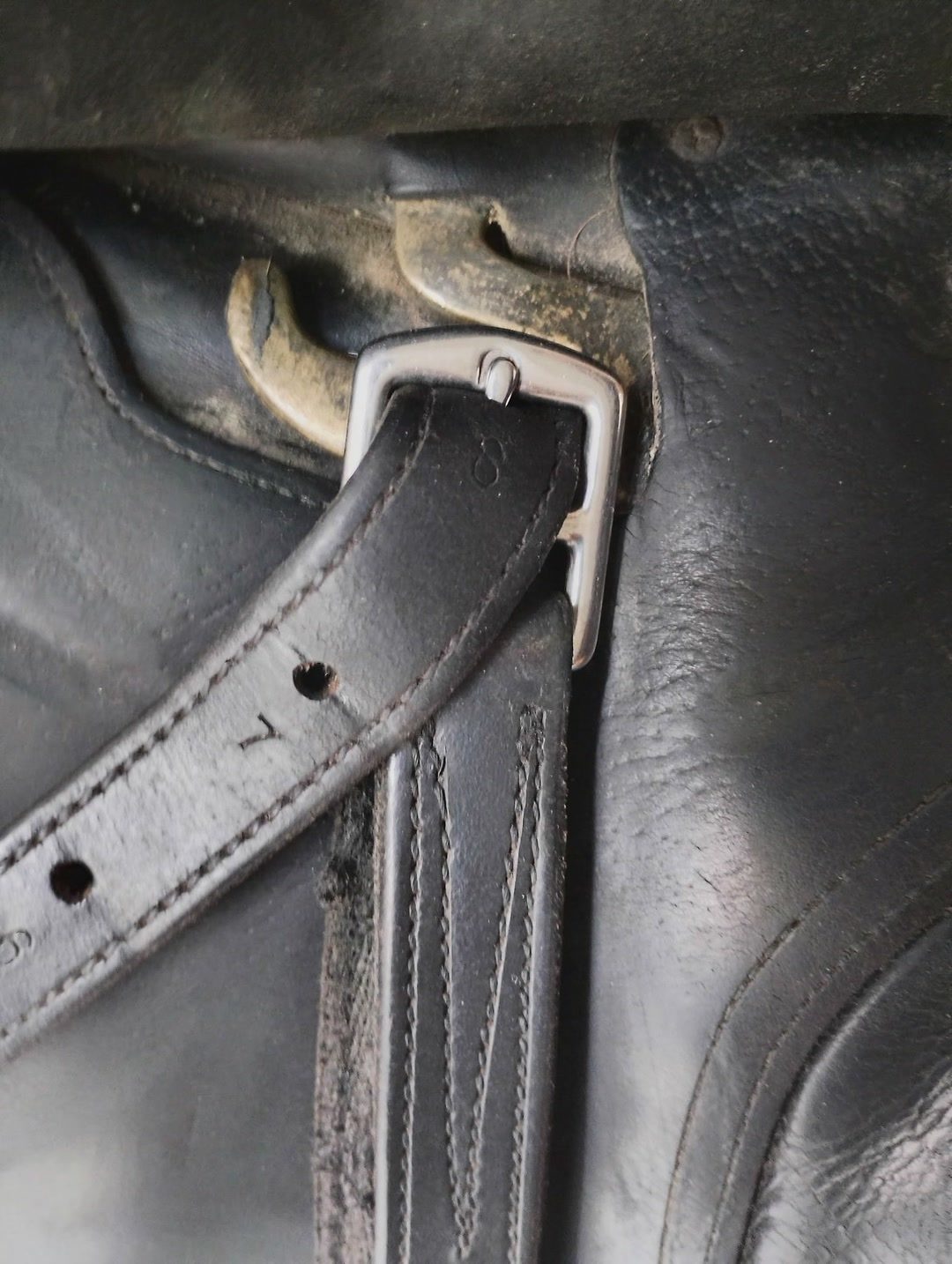 Selle Devoucoux taille 17,5, média 9