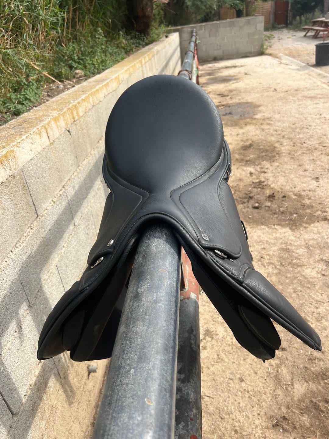 Selle Norton pro mixe 17,5 pouces, média 4