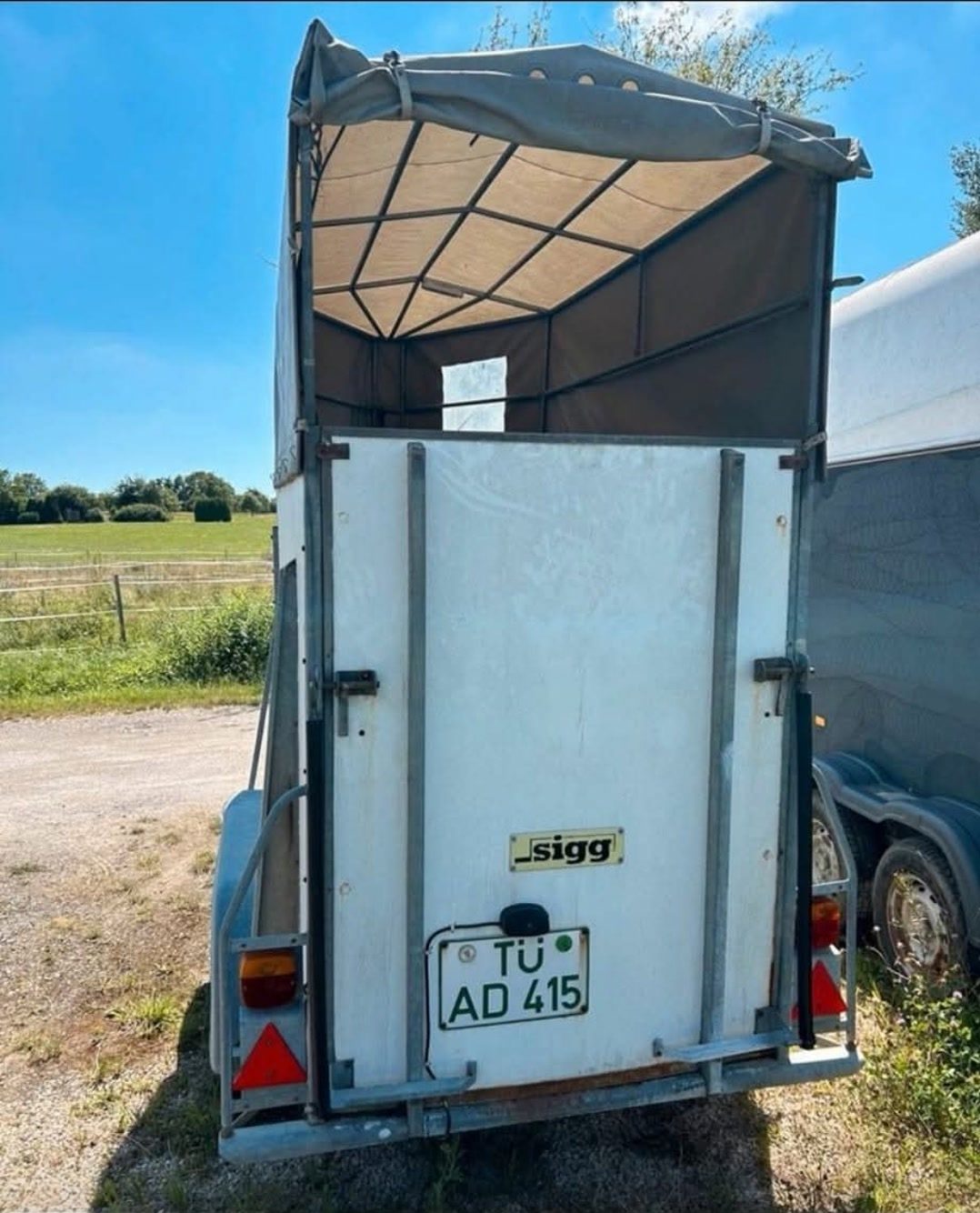 Van 1,5 place, média 2
