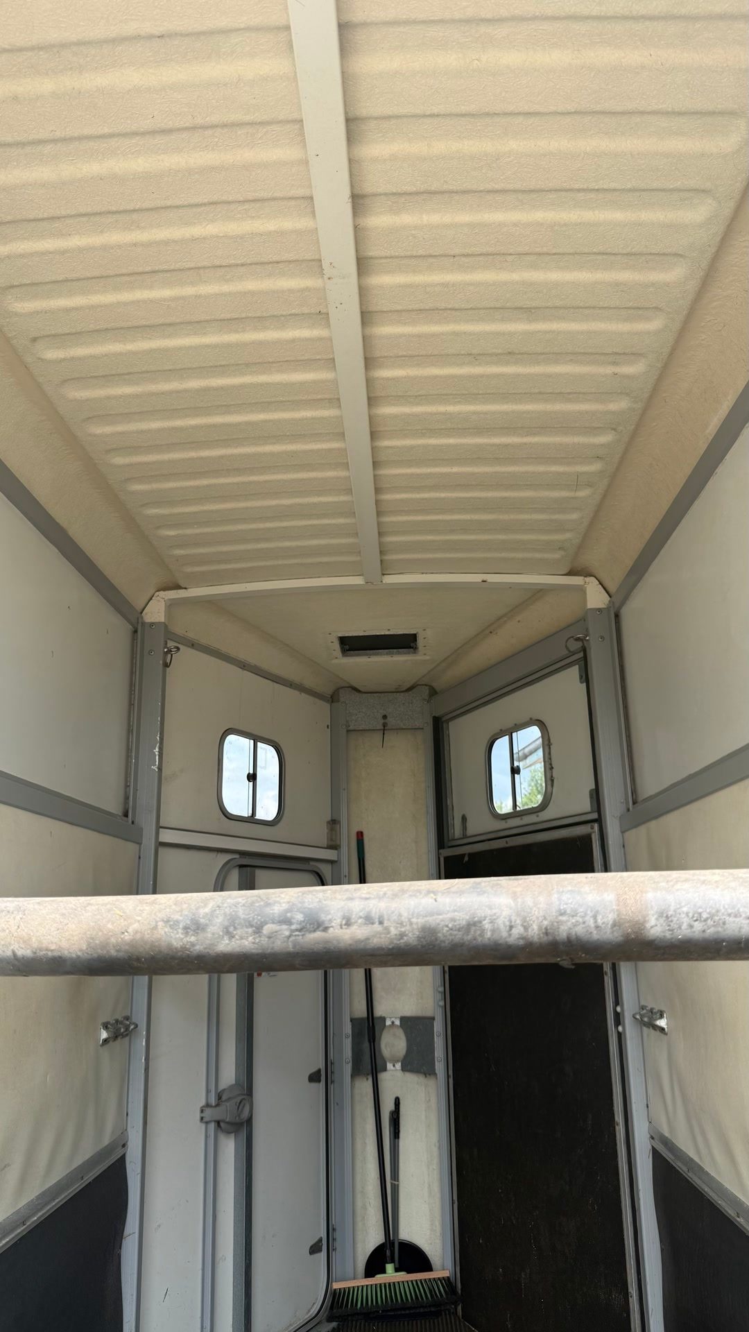 Van Ifor Williams HB403, média 9