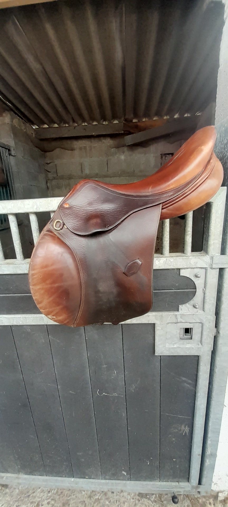Selle Henry de rivel, média 3